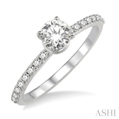 Round Shape Diamond Engagement Ring