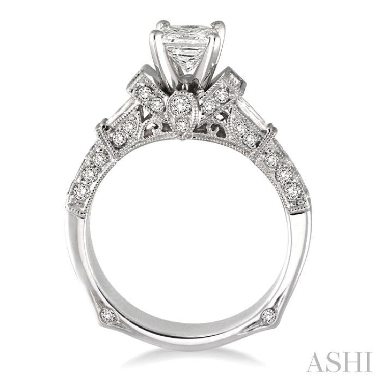 Princess Shape Diamond Engagement Ring