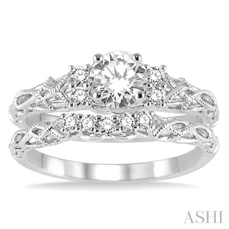 Round Shape Diamond Wedding Set