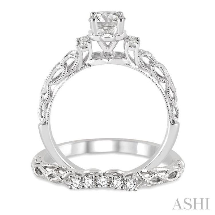 Round Shape Diamond Wedding Set