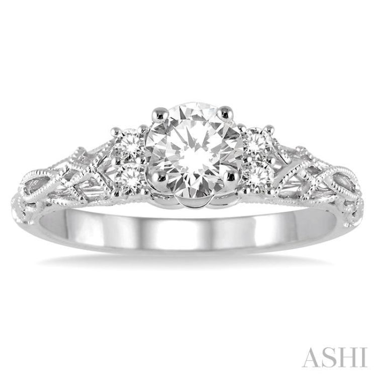 Round Shape Semi-Mount Diamond Engagement Ring