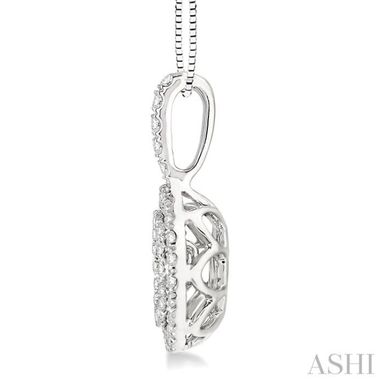 Round Shape Emotion Halo Diamond Pendant