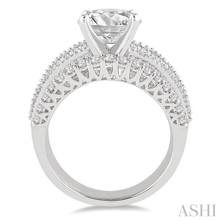 Round Shape Semi-Mount Diamond Engagement Ring