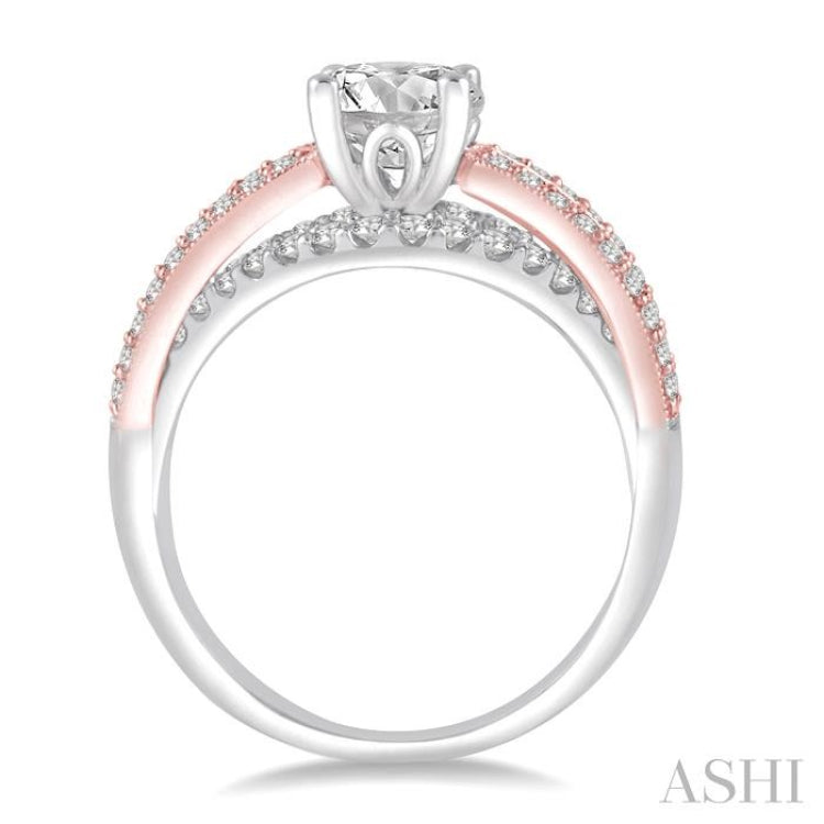 Round Shape Semi-Mount Diamond Engagement Ring