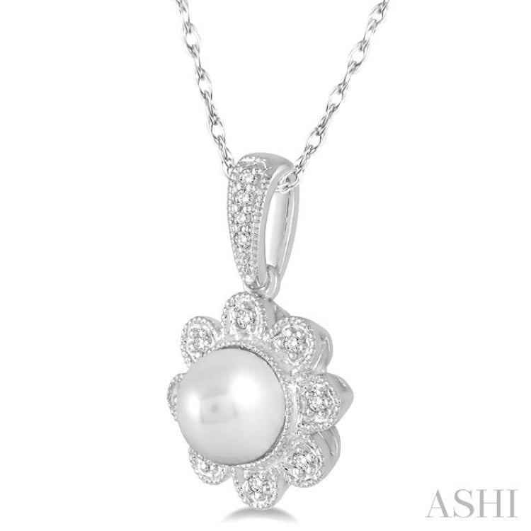 Flower Pearl & Diamond Pendant