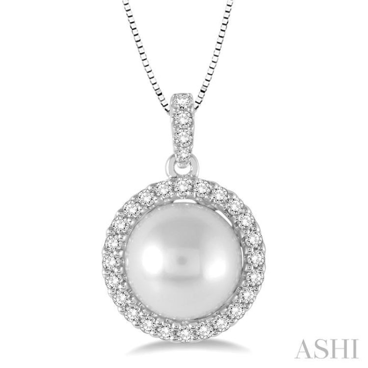 Pearl & Halo Diamond Pendant