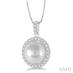 Pearl & Halo Diamond Pendant