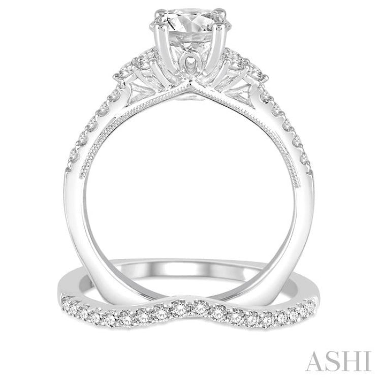 Round Shape Diamond Wedding Set