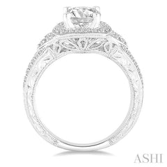 Round Shape Halo Diamond Engagement Ring