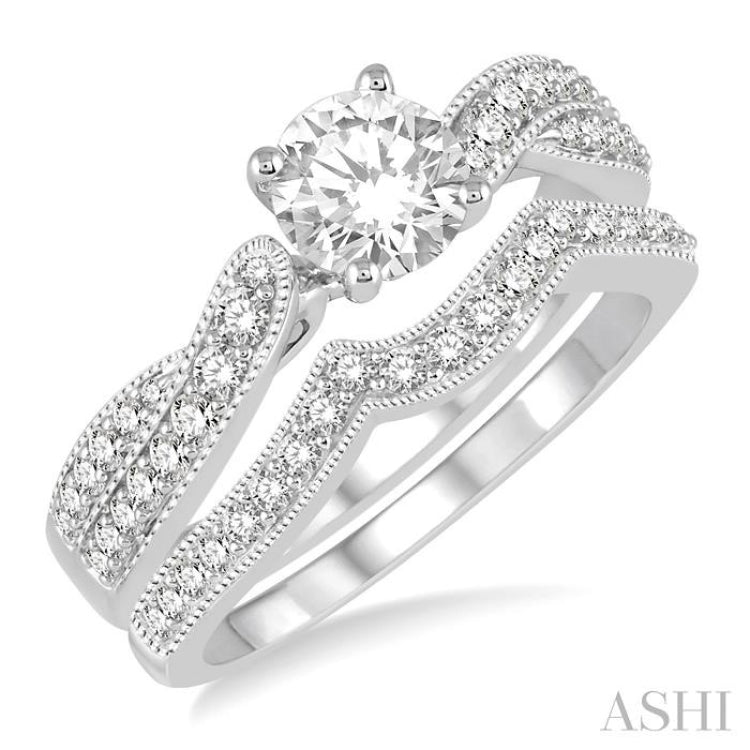 Round Shape Diamond Wedding Set