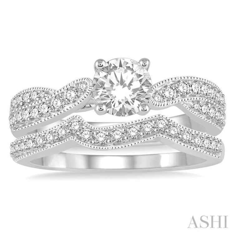 Round Shape Diamond Wedding Set