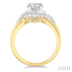 Round Shape Diamond Engagement Ring