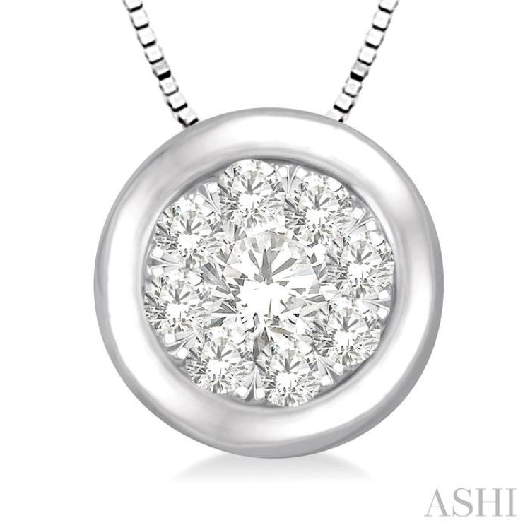 Round Shape Lovebright Essential Diamond Pendant