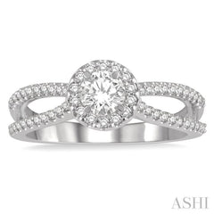 Round Shape Halo Diamond Engagement Ring