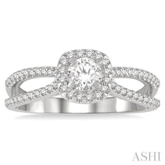 Round Shape Halo Diamond Engagement Ring