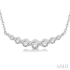 Graduated Diamond Fixed Smile Necklace