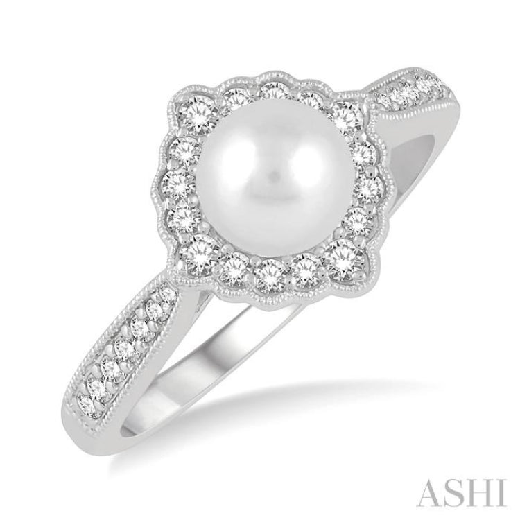 Pearl & Halo Diamond Ring