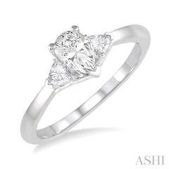 Pear Shape Diamond Engagement Ring