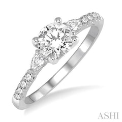 Round Shape Semi-Mount Diamond Engagement Ring