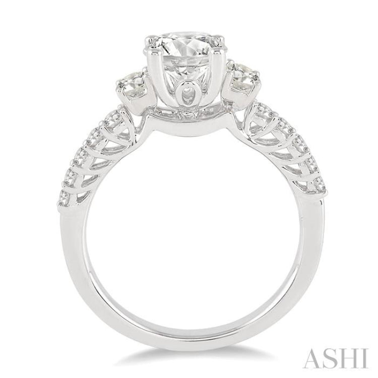 Round Shape Semi-Mount Diamond Engagement Ring