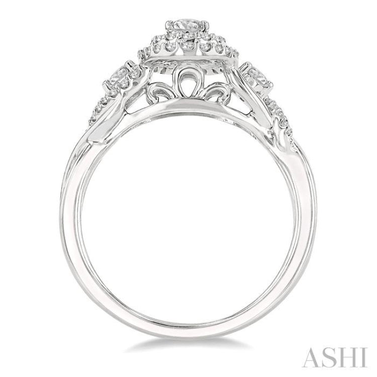 Oval Shape Halo Diamond Engagement Ring