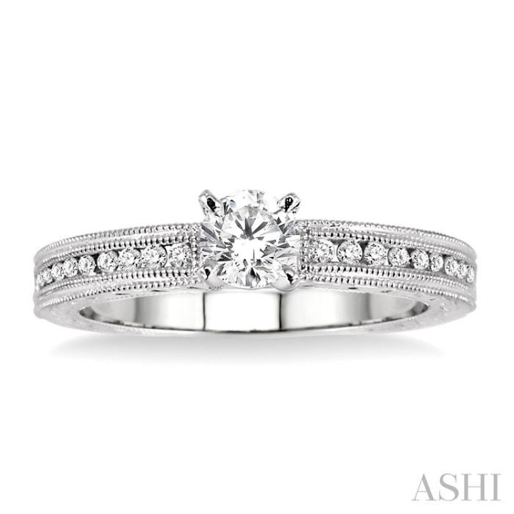 Round Shape Semi-Mount Diamond Engagement Ring