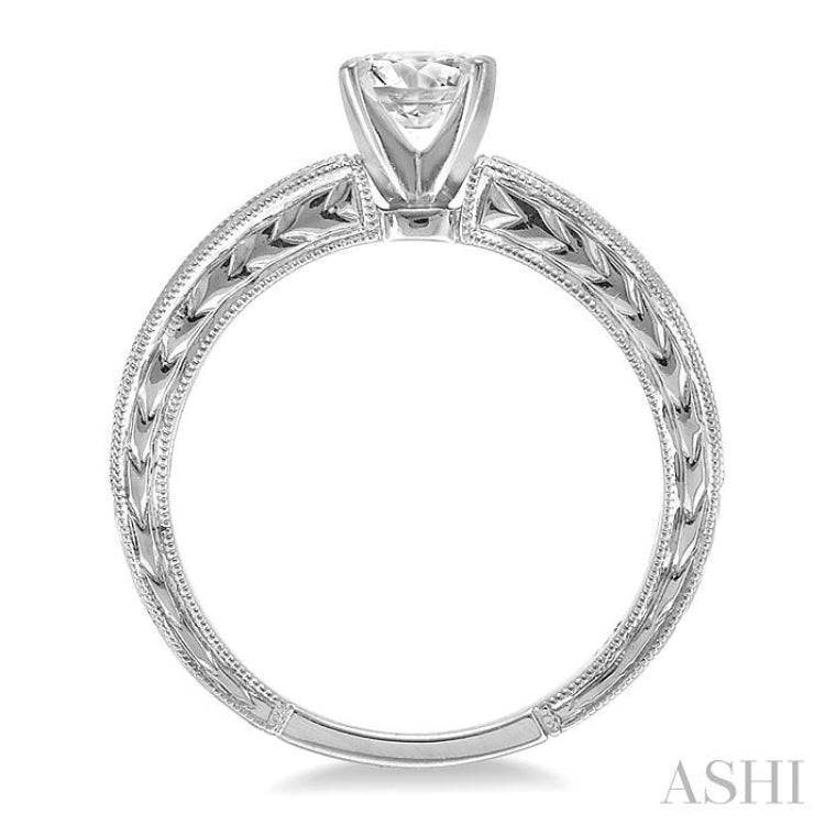 Round Shape Semi-Mount Diamond Engagement Ring