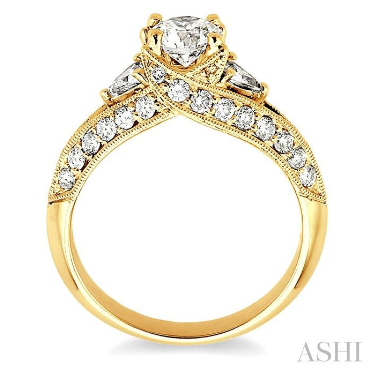 Round Shape Semi-Mount Diamond Engagement Ring