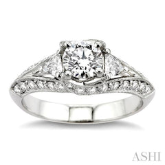 Round Shape Semi-Mount Diamond Engagement Ring