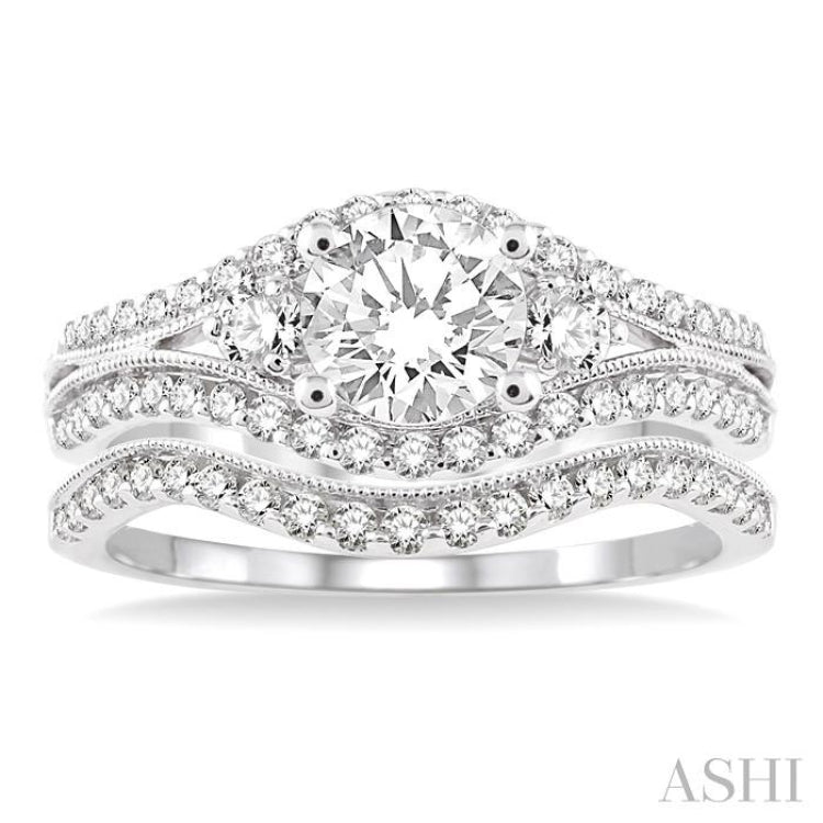 Round Shape Diamond Wedding Set