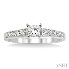 Princess Shape Diamond Engagement Ring