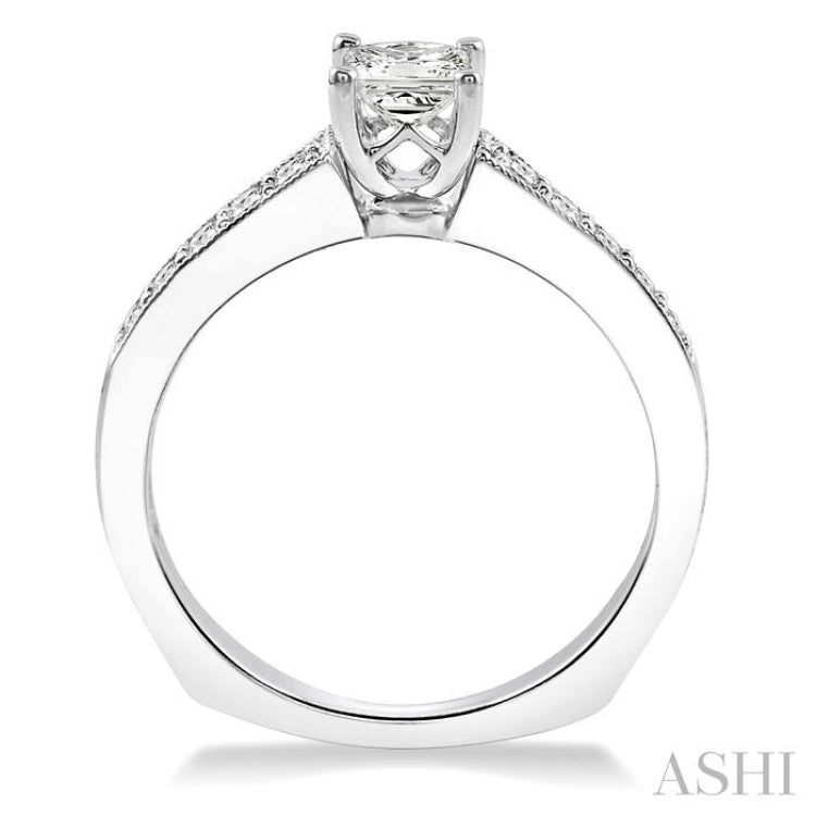 Princess Shape Diamond Engagement Ring