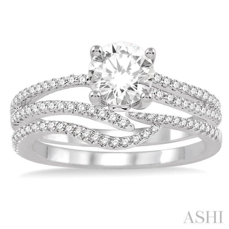 Round Shape Diamond Wedding Set