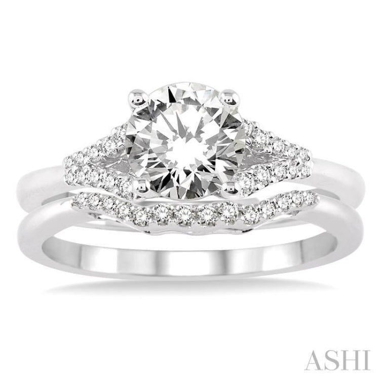 Round Shape Diamond Wedding Set