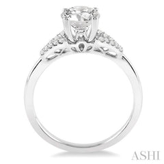 Round Shape Semi-Mount Diamond Engagement Ring