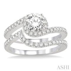 Round Shape Diamond Wedding Set