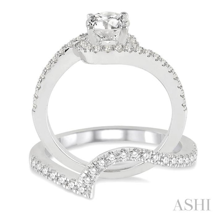 Round Shape Diamond Wedding Set