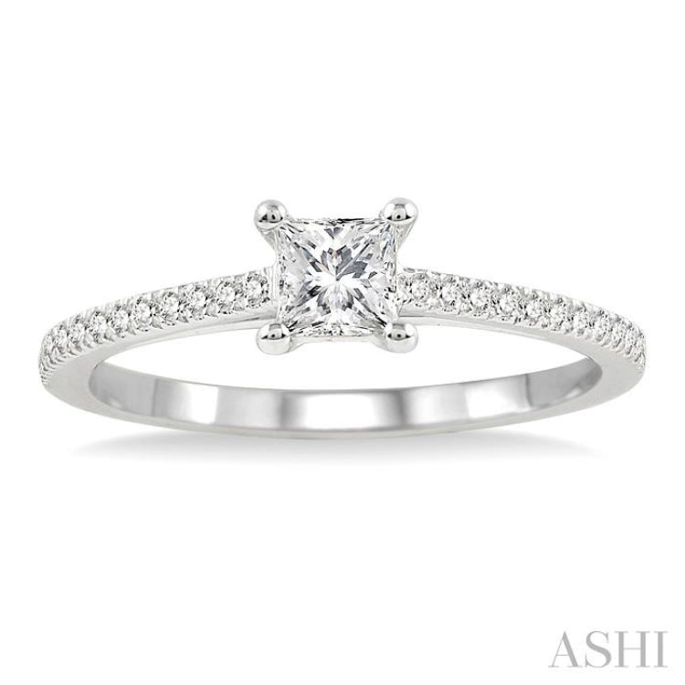 Princess Shape Diamond Engagement Ring