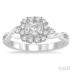 Princess Shape Halo Diamond Engagement Ring