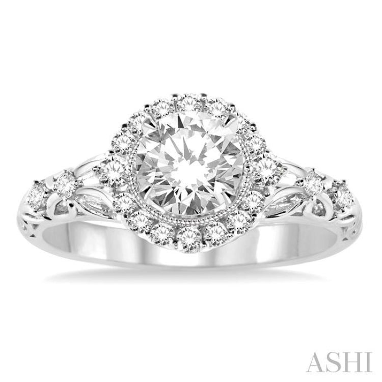 Round Shape Halo Diamond Engagement Ring