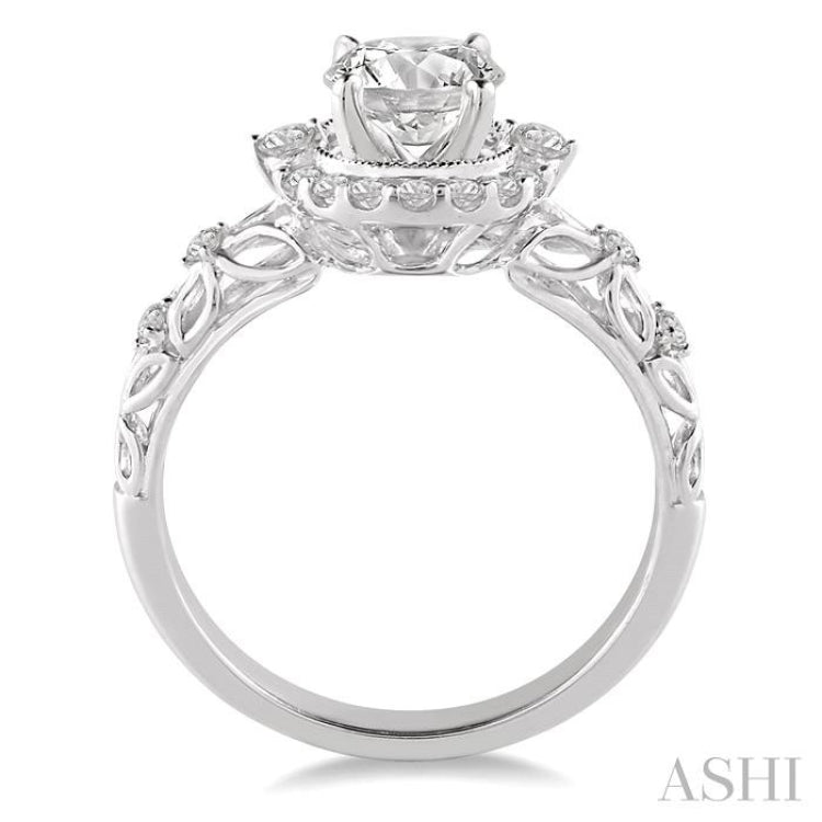 Round Shape Halo Diamond Engagement Ring