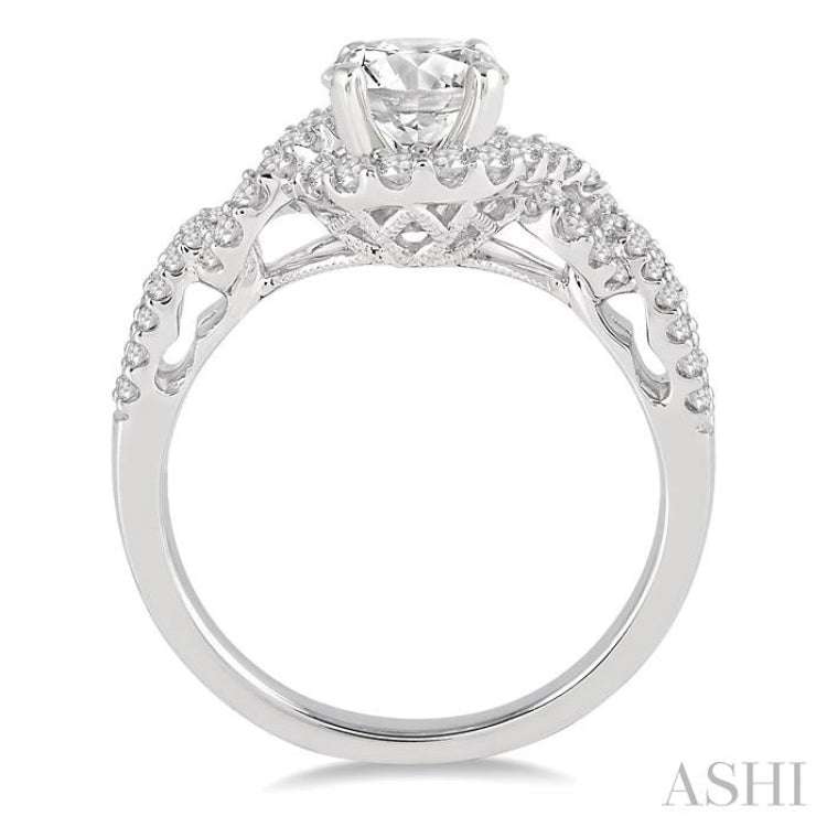 Round Shape Halo Diamond Engagement Ring