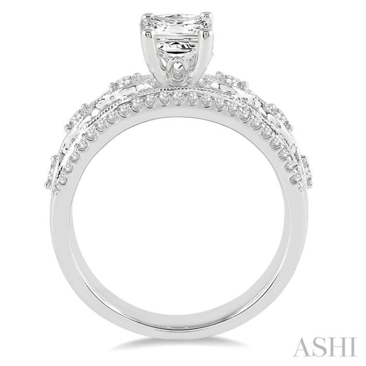 Princess Shape Diamond Engagement Ring