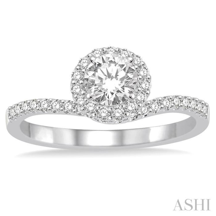 Round Shape Semi-Mount Halo Diamond Engagement Ring