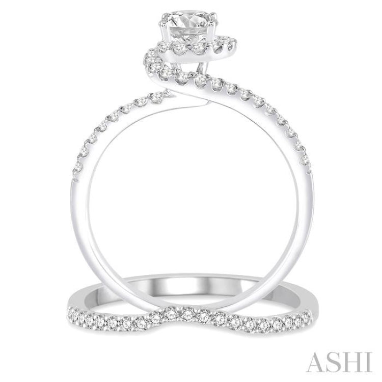 Round Shape Halo Diamond Wedding Set