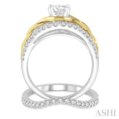 Round Shape Diamond Wedding Set