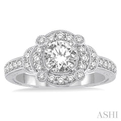 Round Shape Halo Diamond Engagement Ring