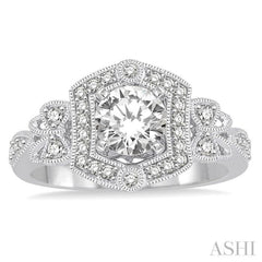 Round Shape Halo Diamond Engagement Ring