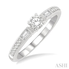 Round Shape Semi-Mount Diamond Engagement Ring