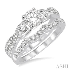 Round Shape Diamond Wedding Set